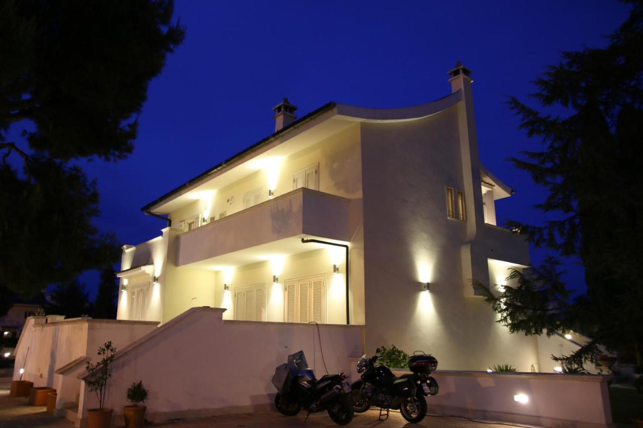 Casa Torre Di Specchio 2 Con Piscina Apartment Bari Exterior foto